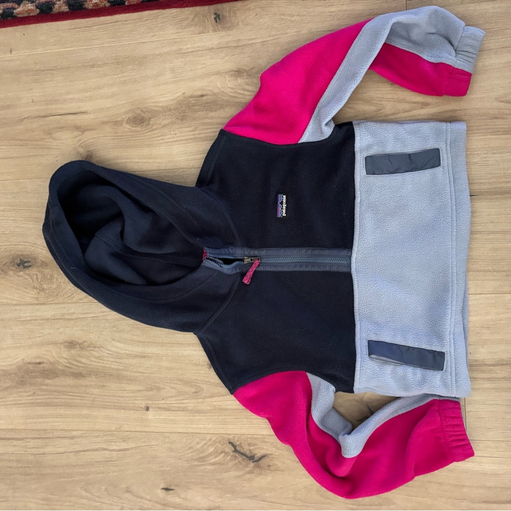 Patagonia Kids' cropped fleece